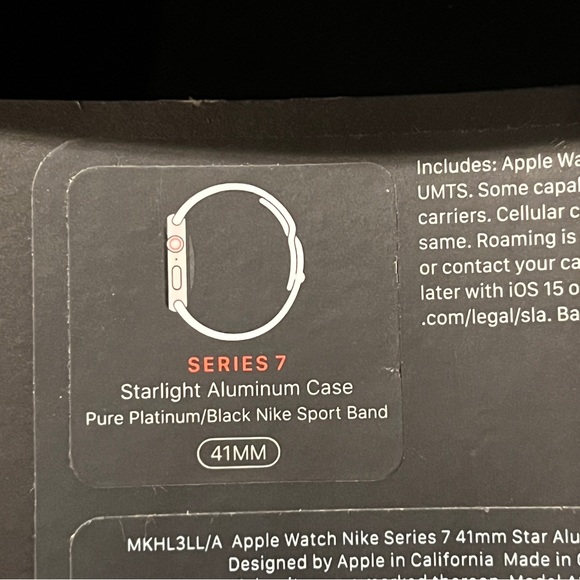Nike Apple Watch Series 7, GPS + Cellular, 41mm, aluminum, white Nike Band - Picture 6 of 6